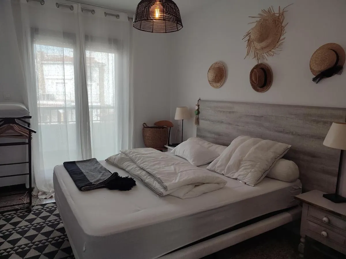 Port Banyuls Casa Al Canal Empuriabrava Holiday home